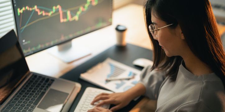 A swing trader analyzing the market.